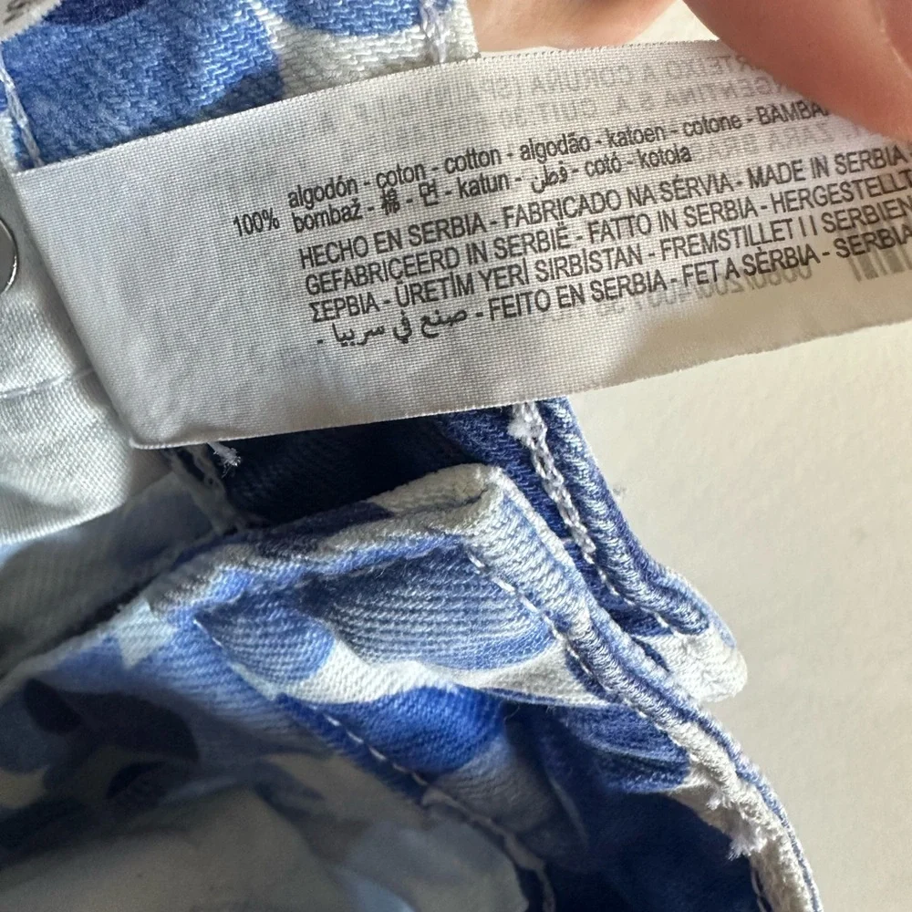 ZARA Blue/White High Waisted Straight Leg Floral Print Jeans size 6 EUC - Picture 11 of 11
